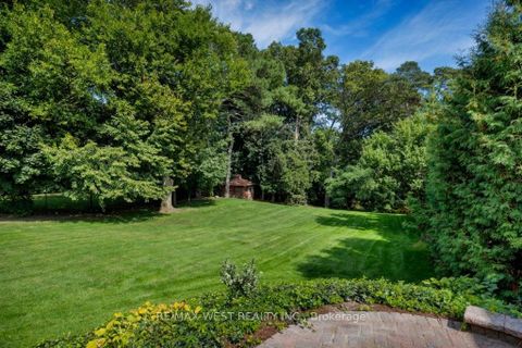 Photo 43 at 207 Ellis Avenue, Swansea, Toronto