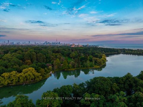 Photo 48 at 207 Ellis Avenue, Swansea, Toronto