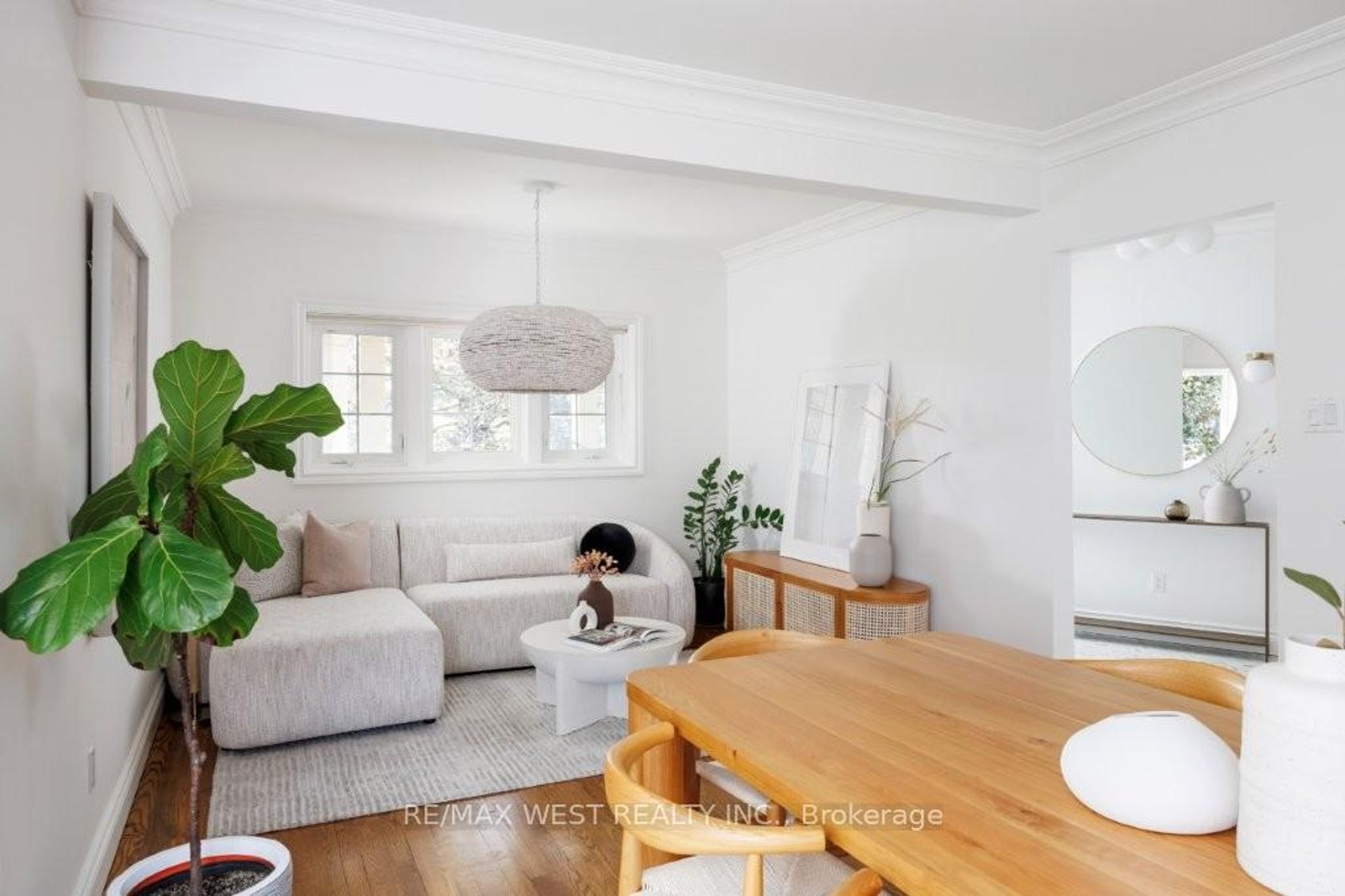 Photo 7 at 207 Ellis Avenue, Swansea, Toronto Photo 7 at 207 Ellis Avenue, Swansea, Toronto