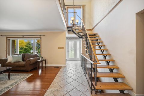 Photo 6 at 55 Hillside Avenue, Concord, Vaughan