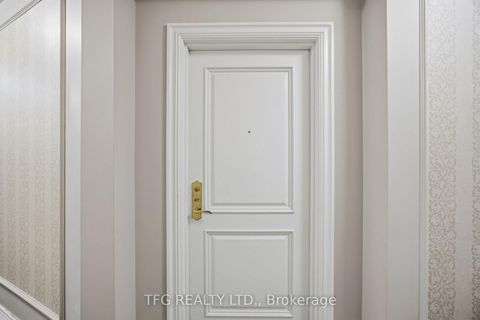 Photo 7 at 417 - 9225 Jane Street, Maple, Vaughan