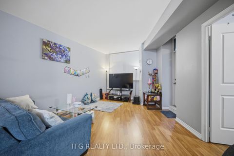 Photo 21 at 417 - 9225 Jane Street, Maple, Vaughan