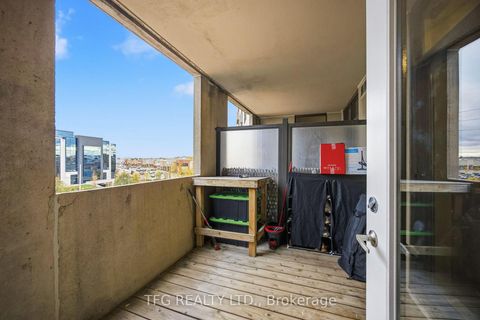 Photo 38 at 417 - 9225 Jane Street, Maple, Vaughan