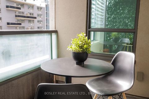 Photo 24 at 711 - 88 Broadway Avenue, Mount Pleasant West, Toronto