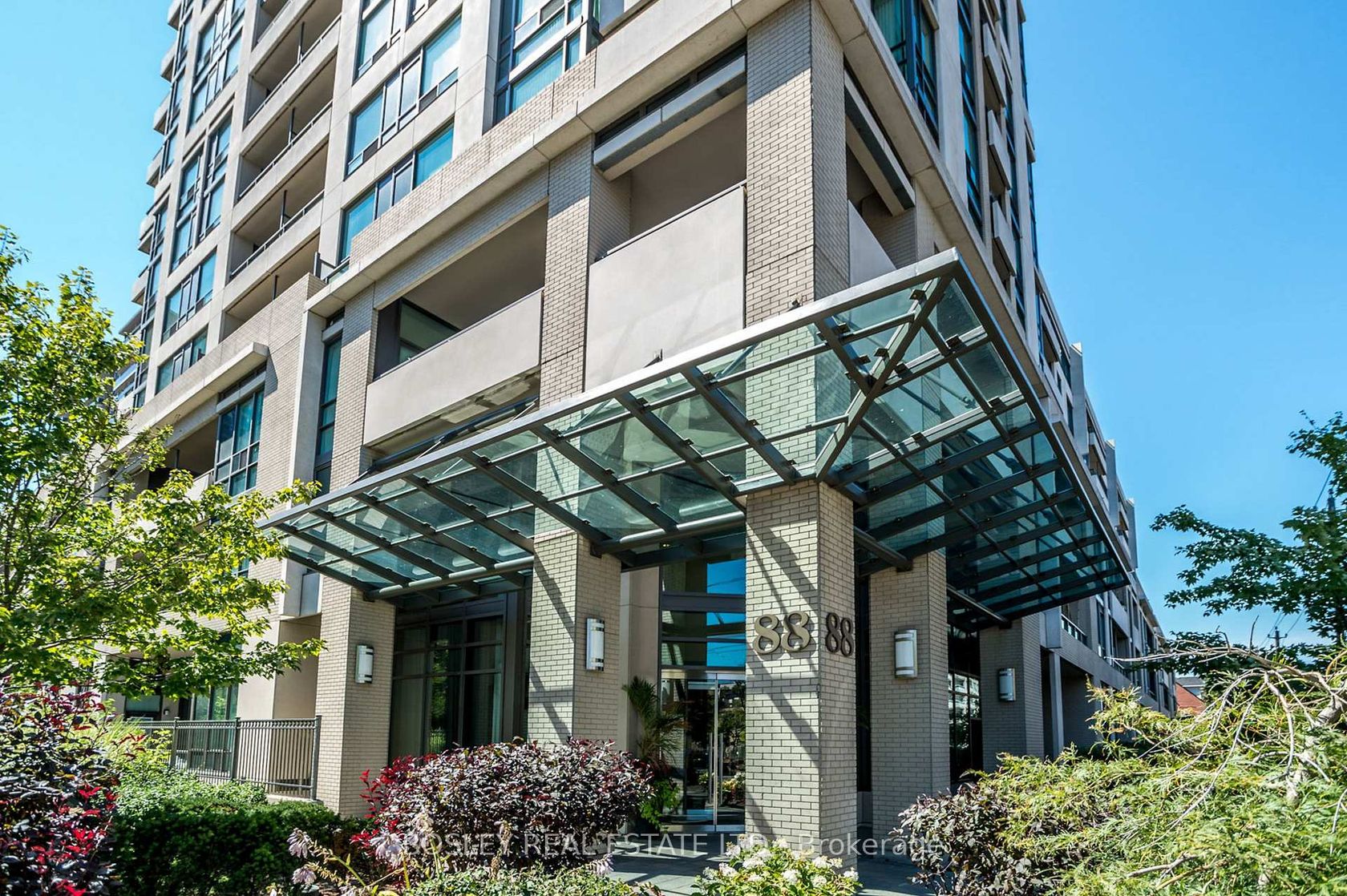 Photo 1 at 711 - 88 Broadway Avenue, Mount Pleasant West, Toronto Photo 1 at 711 - 88 Broadway Avenue, Mount Pleasant West, Toronto