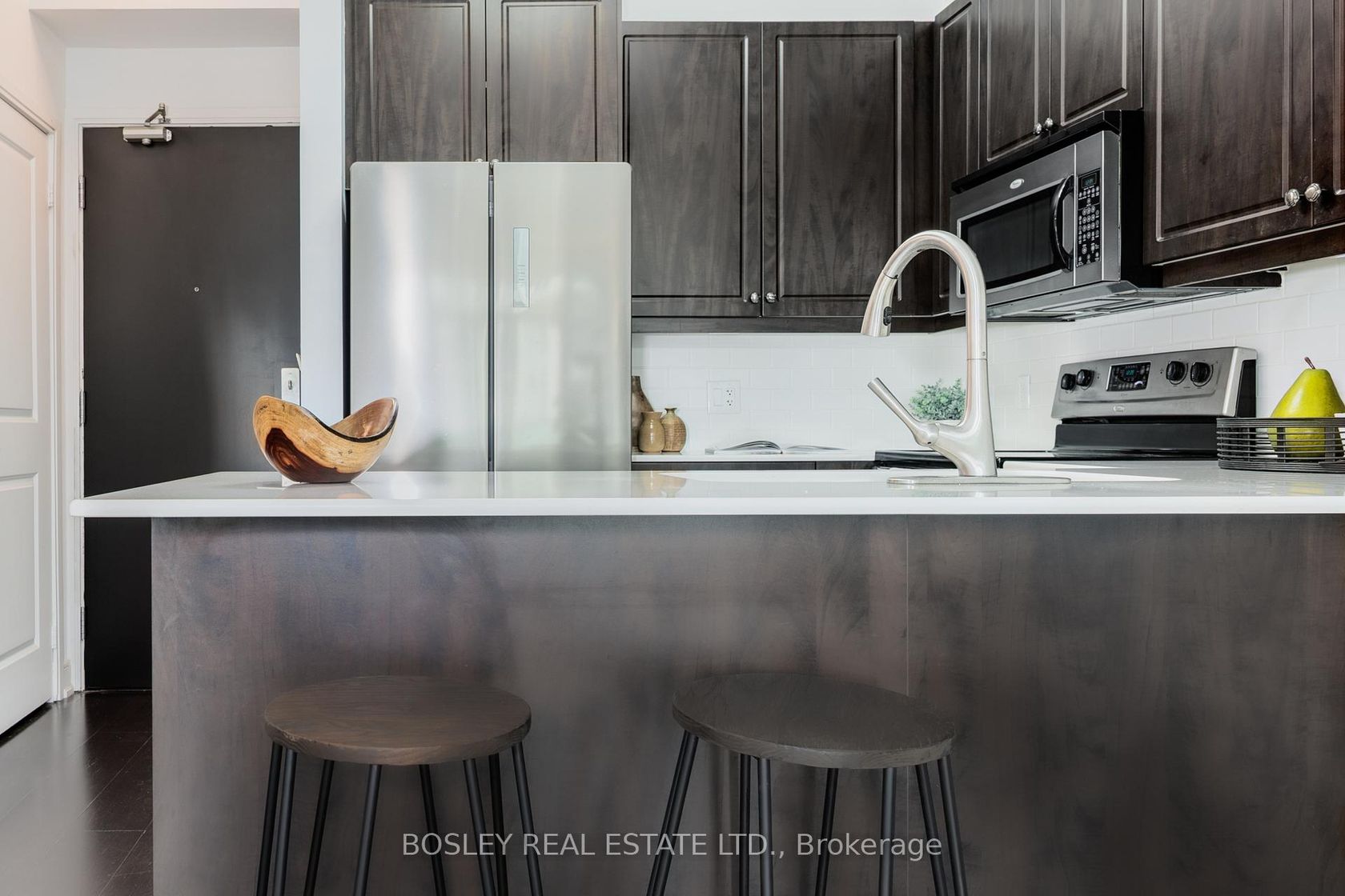 Photo 10 at 711 - 88 Broadway Avenue, Mount Pleasant West, Toronto Photo 10 at 711 - 88 Broadway Avenue, Mount Pleasant West, Toronto