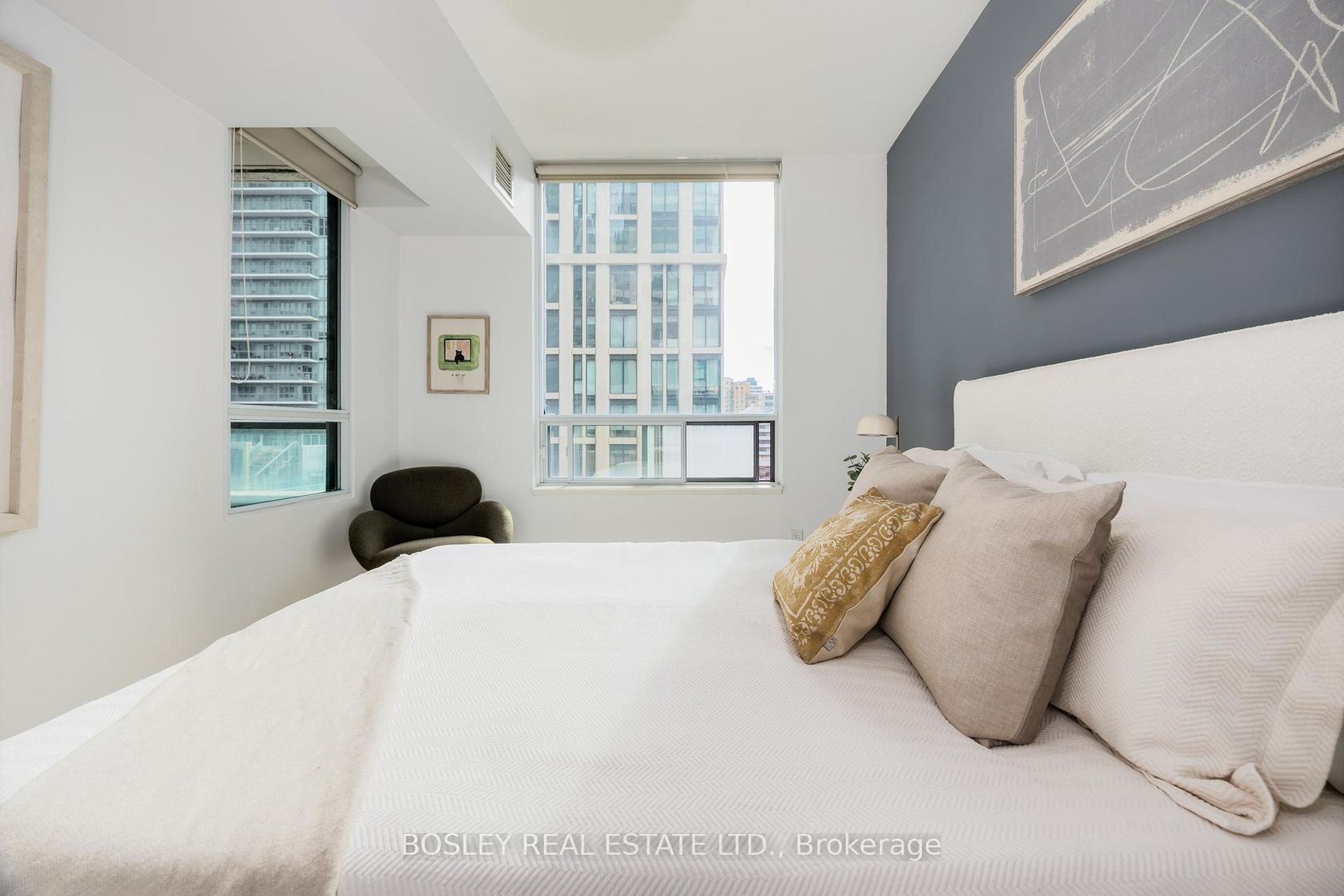 Photo 19 at 711 - 88 Broadway Avenue, Mount Pleasant West, Toronto Photo 19 at 711 - 88 Broadway Avenue, Mount Pleasant West, Toronto