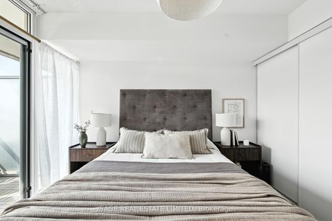 Photo 13 at TH5 - 6 Pirandello Street, Niagara, Toronto