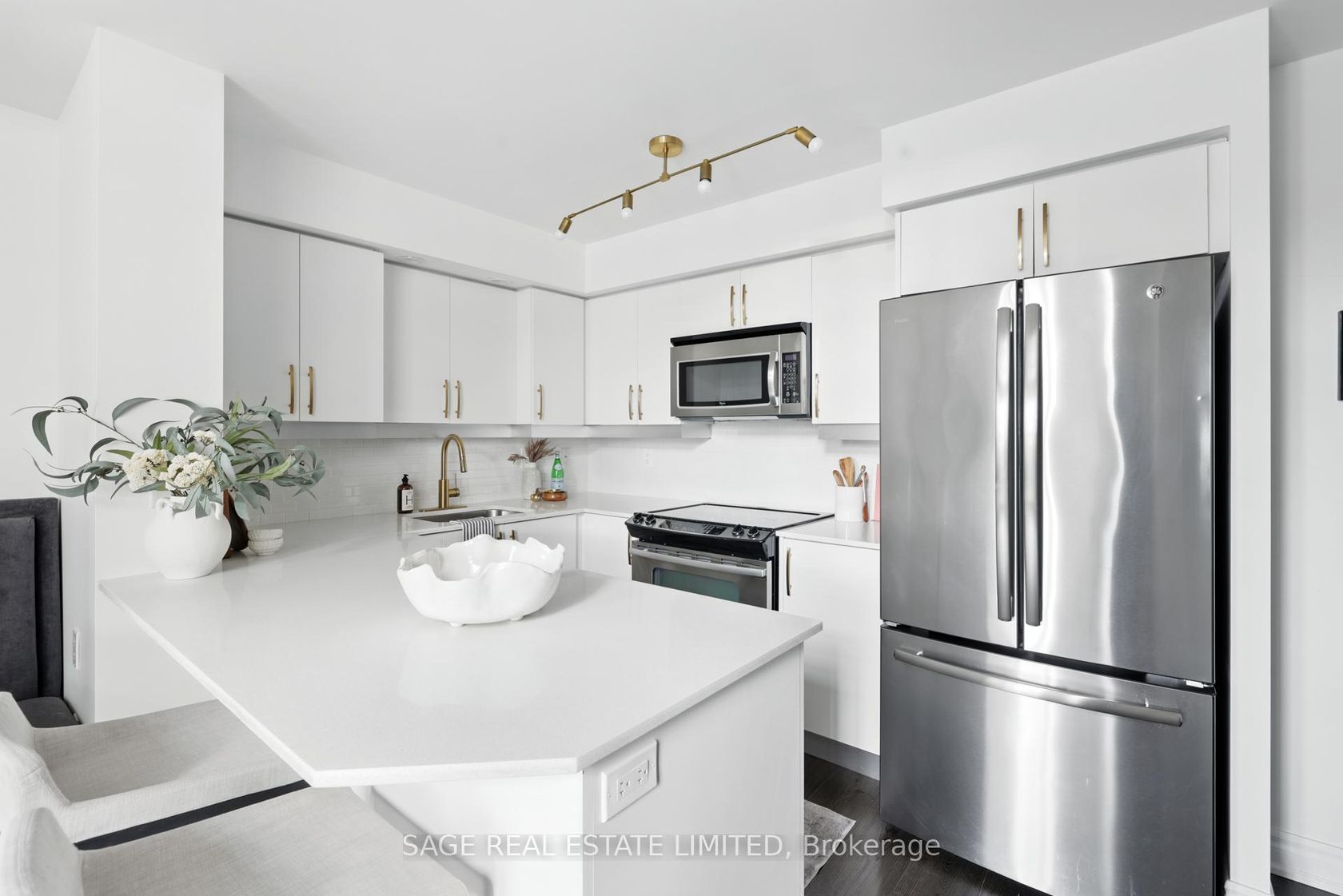 Photo 8 at TH5 - 6 Pirandello Street, Niagara, Toronto Photo 8 at TH5 - 6 Pirandello Street, Niagara, Toronto