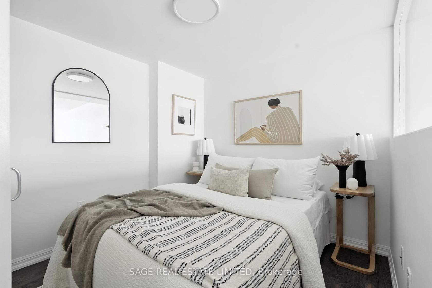 Photo 14 at TH5 - 6 Pirandello Street, Niagara, Toronto Photo 14 at TH5 - 6 Pirandello Street, Niagara, Toronto