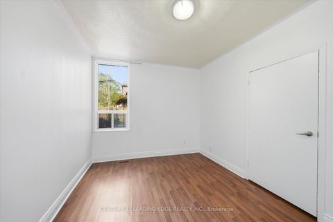 Photo 10 at 30 Ulster Street, University, Toronto Photo 10 at 30 Ulster Street, University, Toronto