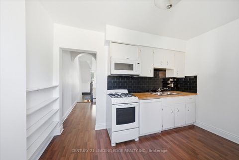 Photo 12 at 30 Ulster Street, University, Toronto