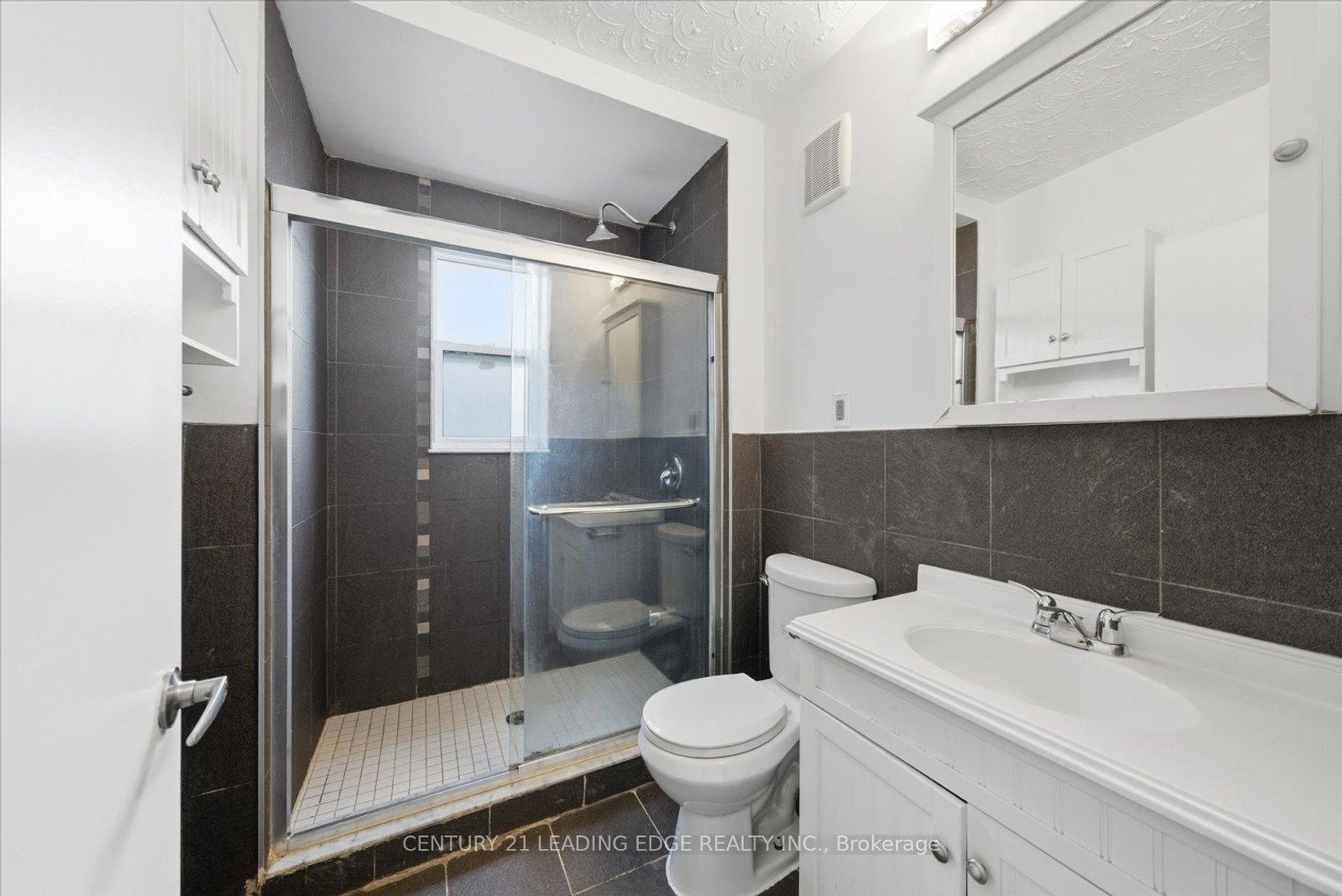 Photo 18 at 30 Ulster Street, University, Toronto Photo 18 at 30 Ulster Street, University, Toronto