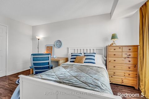 Photo 16 at 1601 - 152 St Patrick Street, Chinatown, Toronto