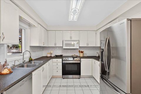 Photo 11 at 32 Nelson Circle, Armitage, Newmarket