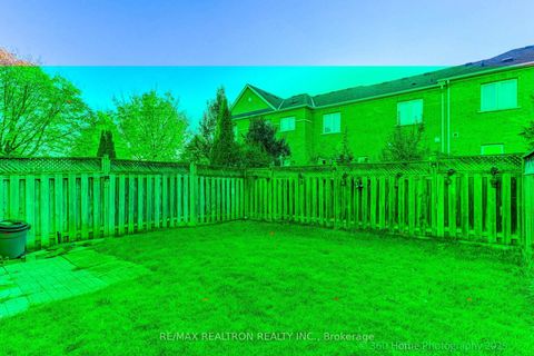 Photo 17 at 144 Matthew Boyd Crescent, Woodland Hill, Newmarket