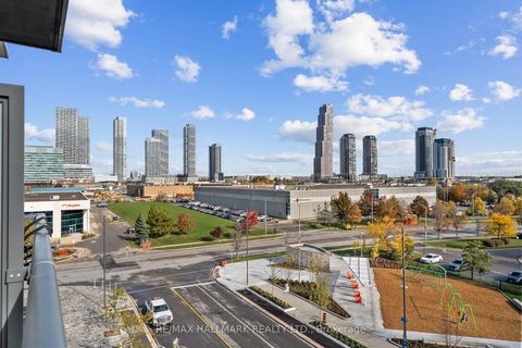 Photo 14 at 511 - 60 Honeycrisp Crescent, Vaughan Corporate Centre, Vaughan