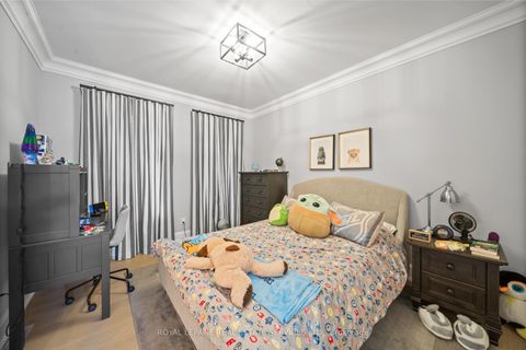 Photo 28 at 8 Graywood Drive, Rosethorn, Toronto