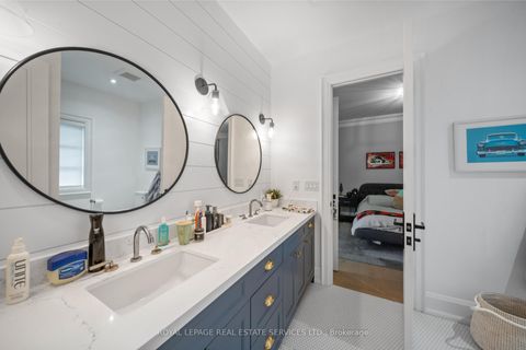 Photo 29 at 8 Graywood Drive, Rosethorn, Toronto