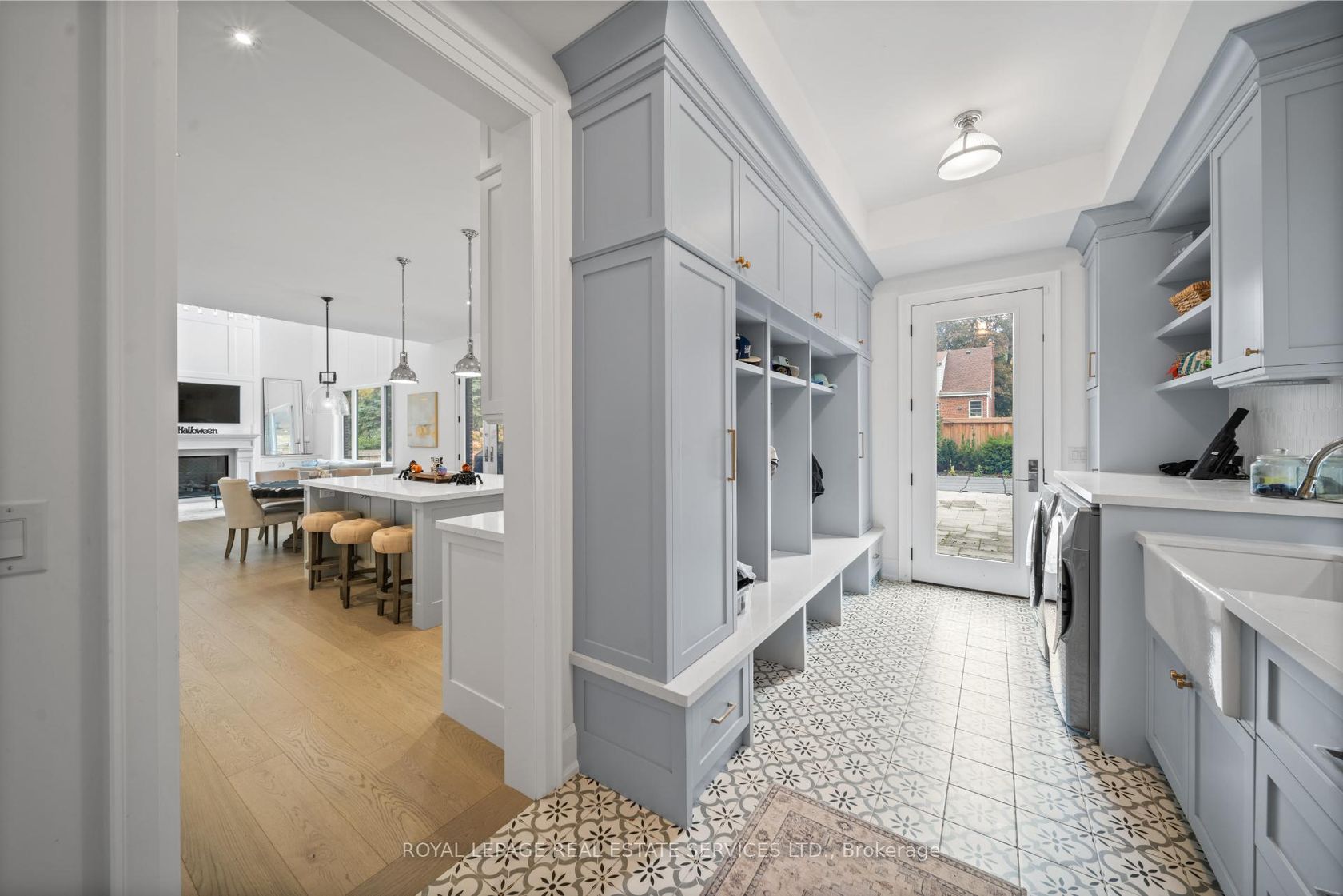 Photo 19 at 8 Graywood Drive, Rosethorn, Toronto Photo 19 at 8 Graywood Drive, Rosethorn, Toronto