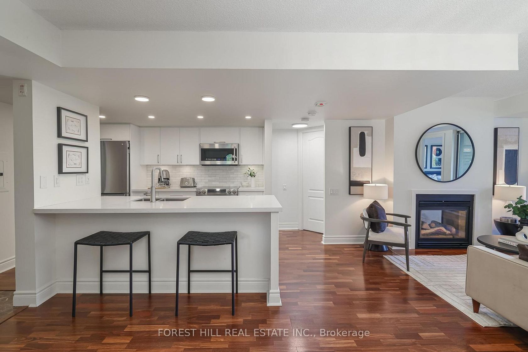 Photo 4 at 407 - 2 Alexandra Boulevard, Lawrence Park South, Toronto Photo 4 at 407 - 2 Alexandra Boulevard, Lawrence Park South, Toronto