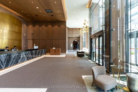 Photo 11 at 910 - 30 Inn On The Park Drive, Don Mills, Toronto