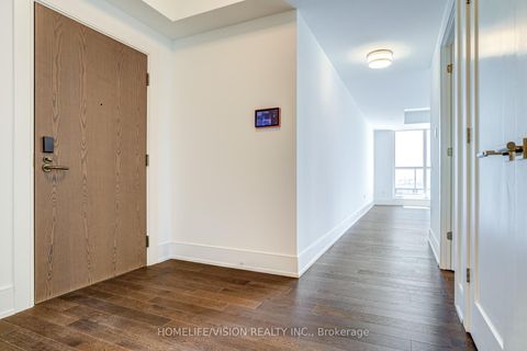 Photo 14 at 910 - 30 Inn On The Park Drive, Don Mills, Toronto