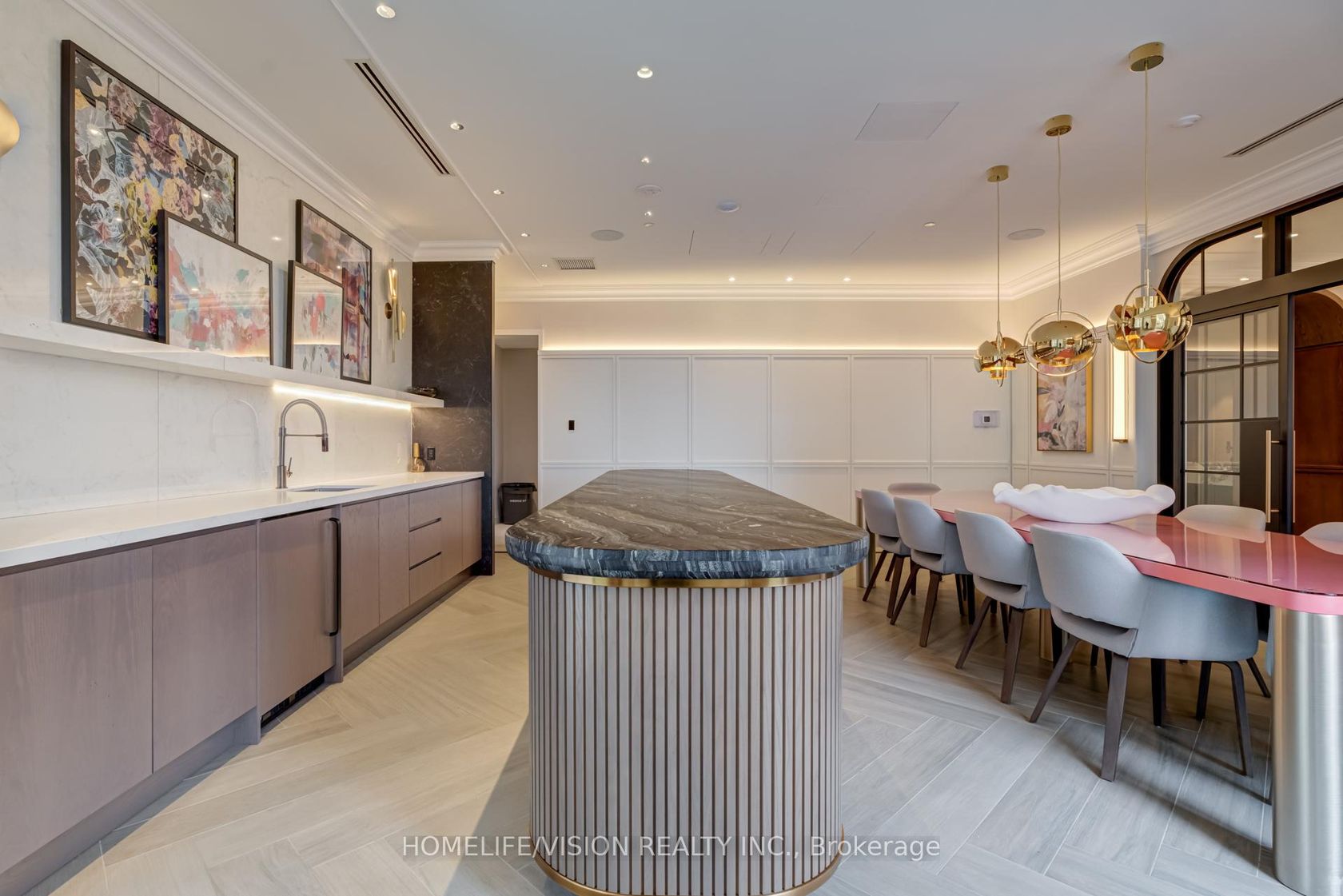 Photo 3 at 910 - 30 Inn On The Park Drive, Don Mills, Toronto Photo 3 at 910 - 30 Inn On The Park Drive, Don Mills, Toronto