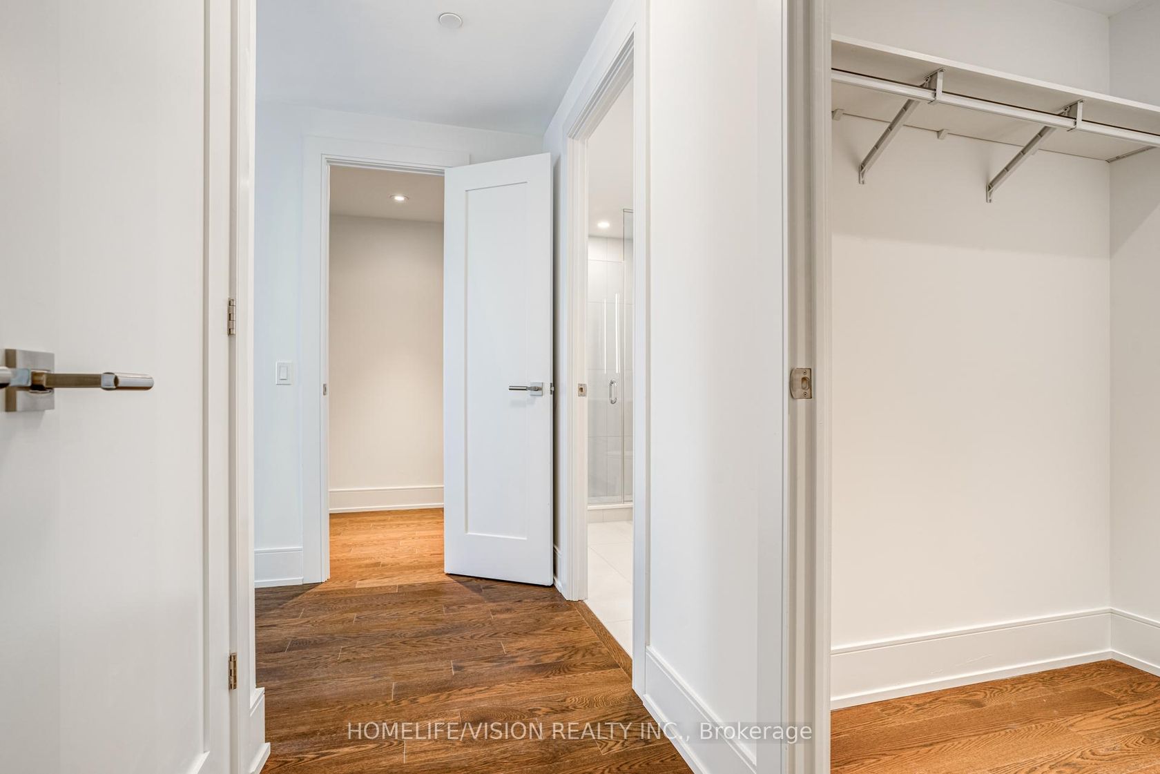 Photo 23 at 910 - 30 Inn On The Park Drive, Don Mills, Toronto Photo 23 at 910 - 30 Inn On The Park Drive, Don Mills, Toronto