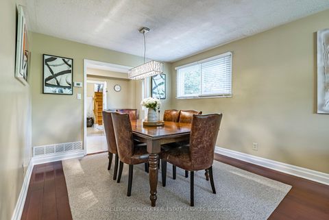 Photo 7 at 214 Vance Drive, BR Bronte, Oakville