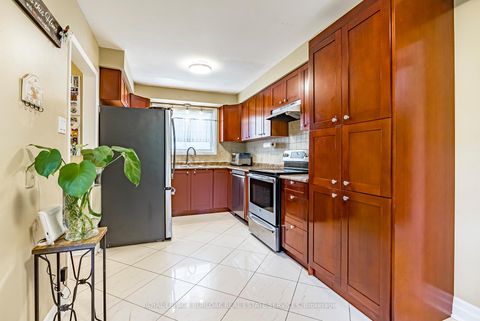 Photo 13 at 214 Vance Drive, BR Bronte, Oakville