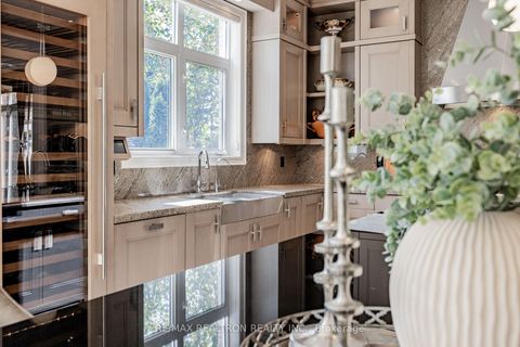 Photo 17 at 423 Paradelle Drive, Oak Ridges Lake Wilcox, Richmond Hill