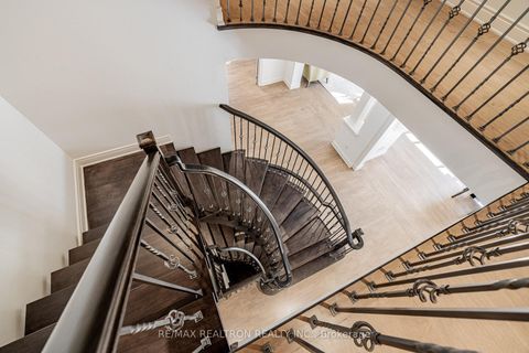 Photo 24 at 423 Paradelle Drive, Oak Ridges Lake Wilcox, Richmond Hill