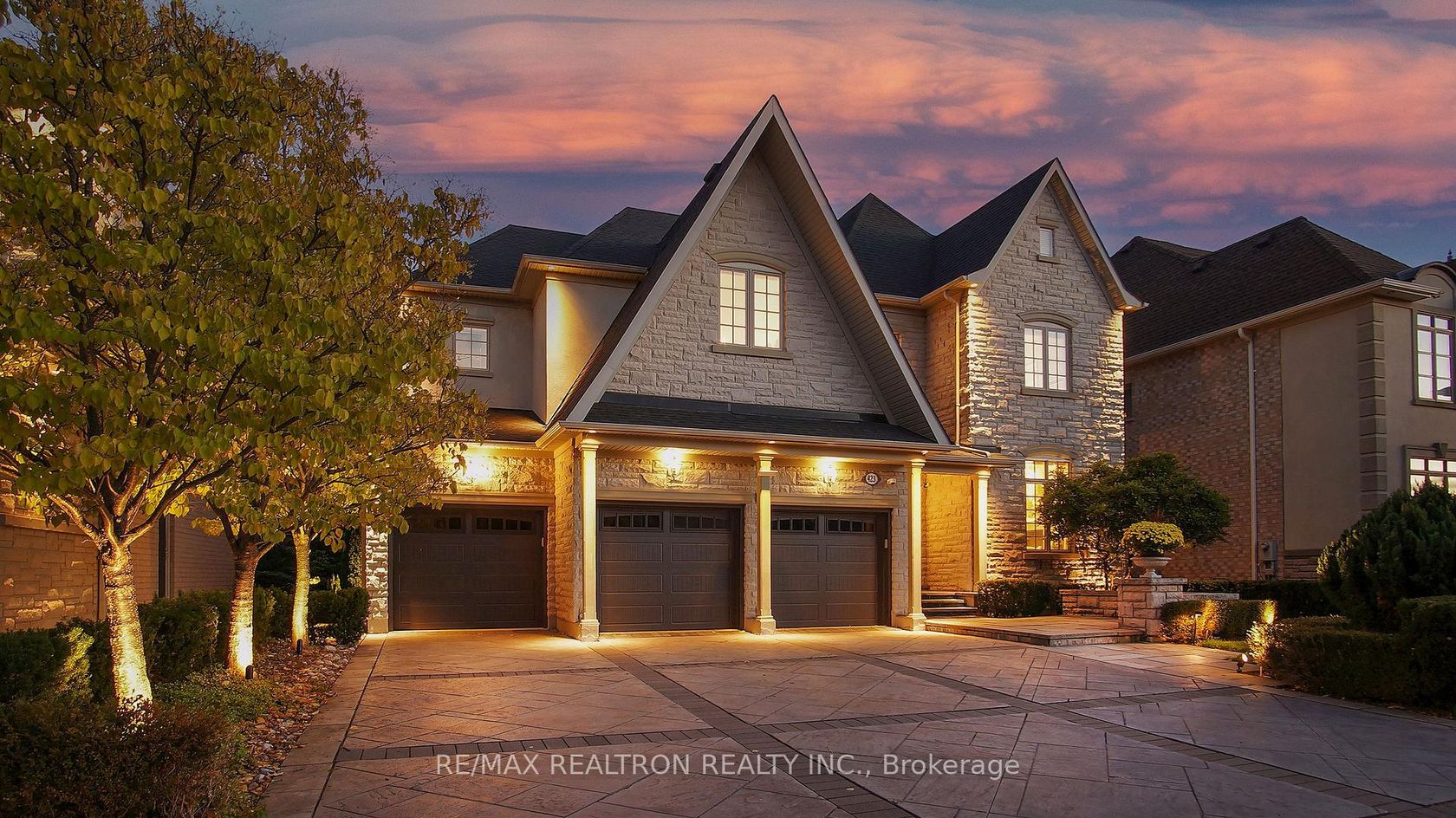 423 Paradelle Drive, Oak Ridges Lake Wilcox, Richmond Hill photo number 2