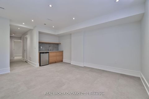 Photo 36 at 444 Roxton Road, Little Italy, Toronto