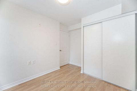 Photo 22 at 616 - 872 Sheppard Avenue W, Bathurst Manor, Toronto