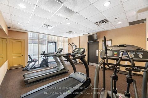 Photo 28 at 616 - 872 Sheppard Avenue W, Bathurst Manor, Toronto