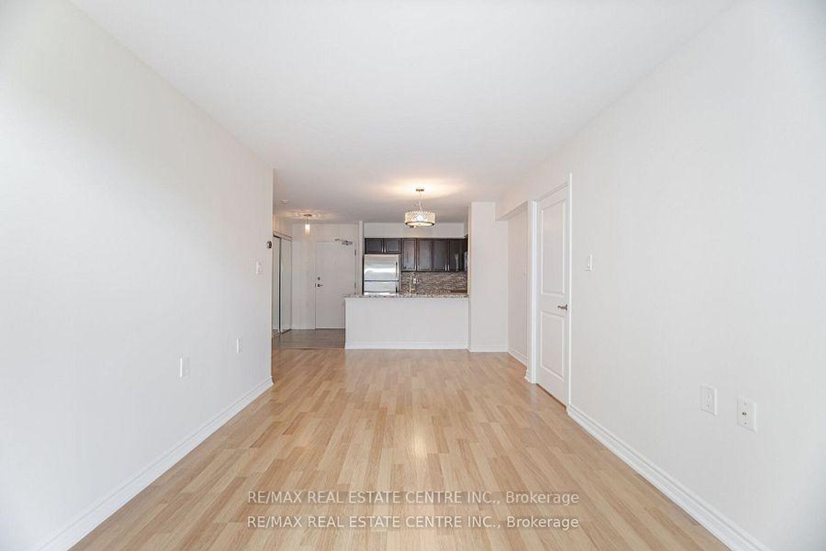 Photo 10 at 616 - 872 Sheppard Avenue W, Bathurst Manor, Toronto Photo 10 at 616 - 872 Sheppard Avenue W, Bathurst Manor, Toronto