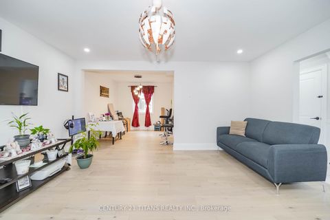 Photo 5 at 42 Pixley Crescent, West Hill, Toronto