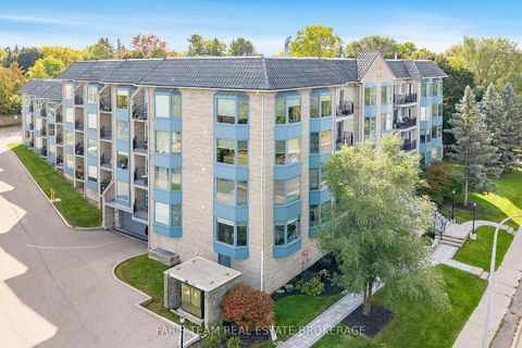 Photo 2 at 307 - 85 Wellington Street W, Aurora Village, Aurora