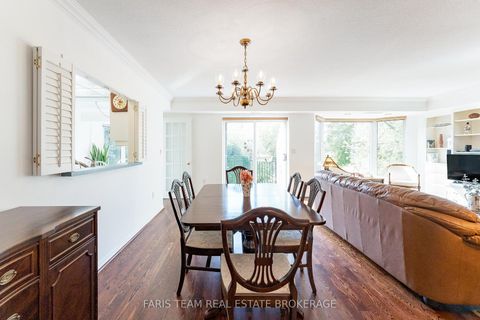 Photo 15 at 307 - 85 Wellington Street W, Aurora Village, Aurora