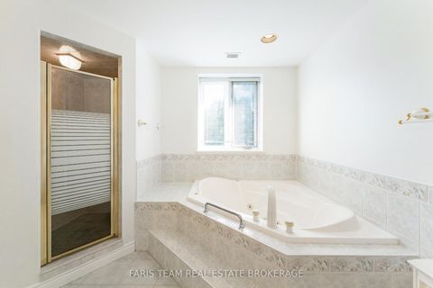 Photo 29 at 307 - 85 Wellington Street W, Aurora Village, Aurora