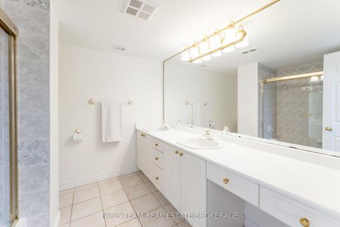 Photo 34 at 307 - 85 Wellington Street W, Aurora Village, Aurora