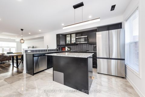 Photo 9 at 2 - 1 Leggott Avenue, Painswick North, Barrie