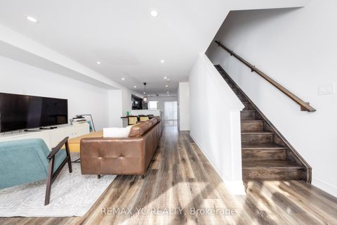 Photo 16 at 2 - 1 Leggott Avenue, Painswick North, Barrie