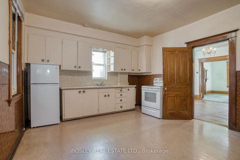 Photo 17 at 76 Pearson Avenue, Roncesvalles, Toronto Photo 17 at 76 Pearson Avenue, Roncesvalles, Toronto