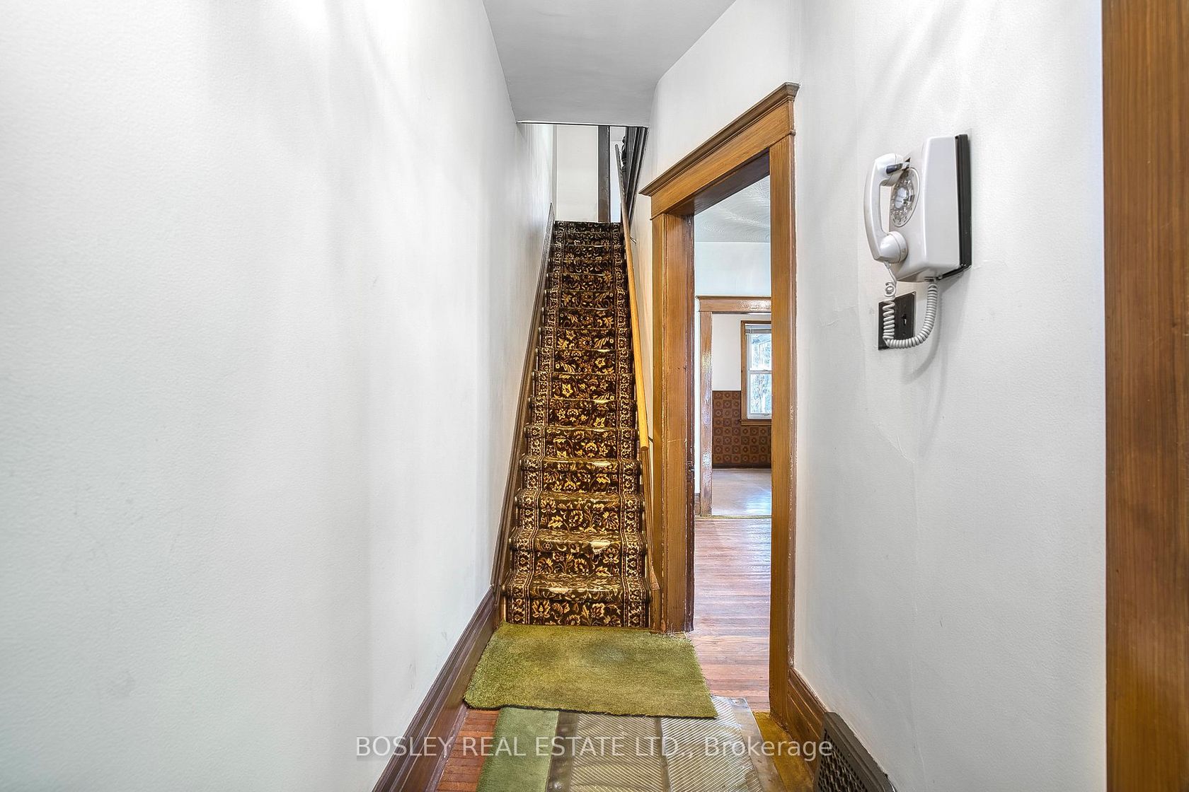 Photo 6 at 76 Pearson Avenue, Roncesvalles, Toronto Photo 6 at 76 Pearson Avenue, Roncesvalles, Toronto