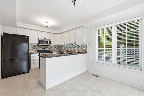 Photo 7 at 1324 Ashwood Terrace, WT West Oak Trails, Oakville