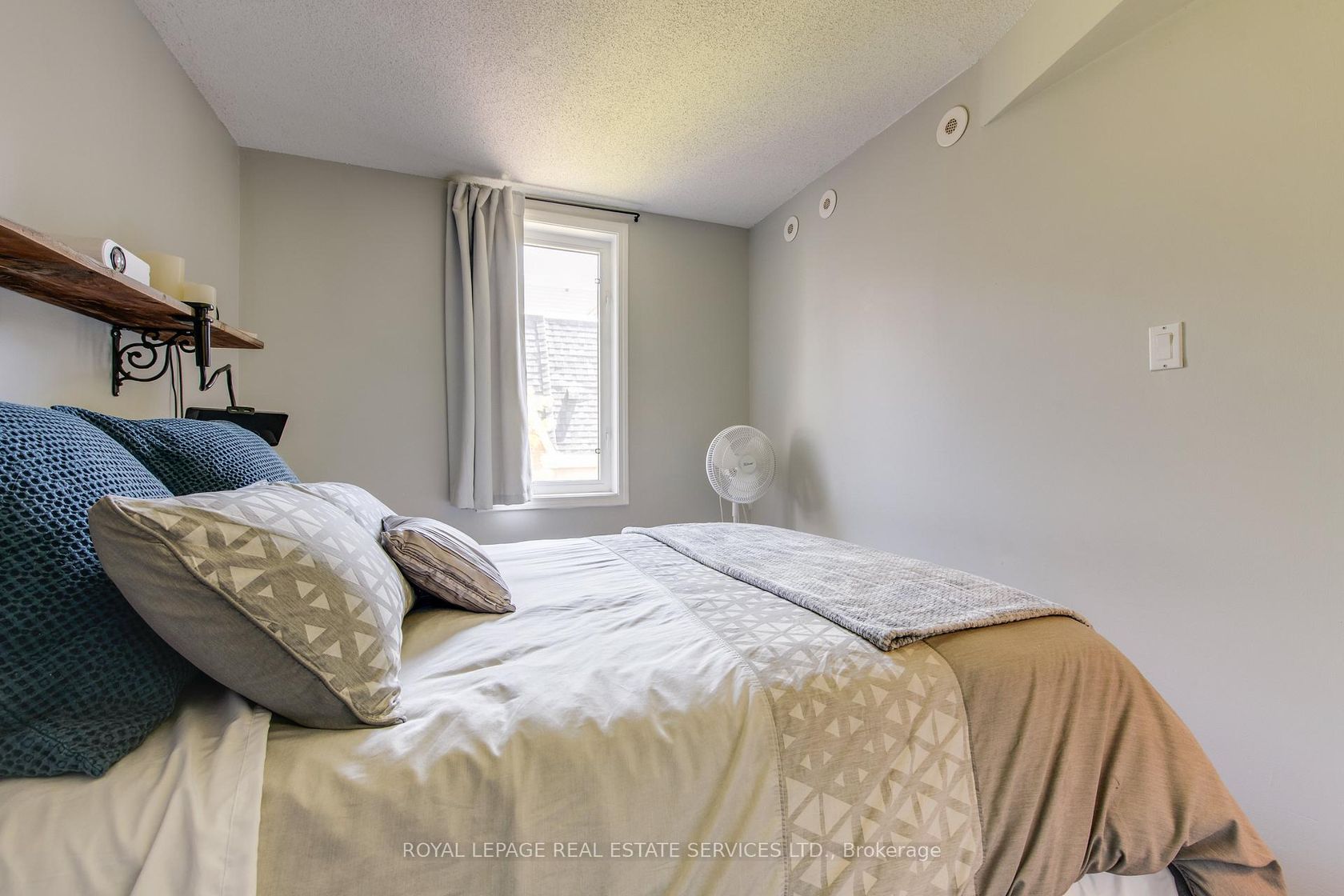 Photo 16 at 411 - 29 canniff Street, Niagara, Toronto Photo 16 at 411 - 29 canniff Street, Niagara, Toronto