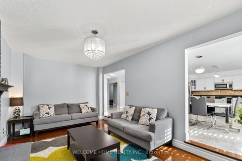 Photo 14 at 1037 Sandcliff Drive E, Pinecrest, Oshawa